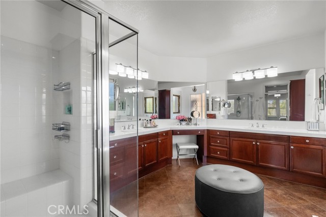 Detail Gallery Image 20 of 26 For 29118 Starwood Pl, Saugus,  CA 91390 - 5 Beds | 4 Baths