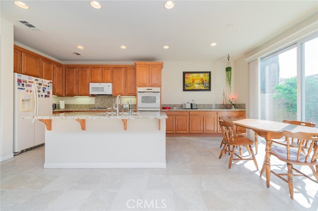 Detail Gallery Image 7 of 20 For 13893 Glover Ct, Corona,  CA 92880 - 5 Beds | 4 Baths