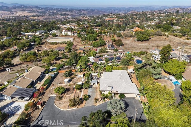 Detail Gallery Image 8 of 51 For 2995 Blackwell, Vista,  CA 92084 - 3 Beds | 2 Baths