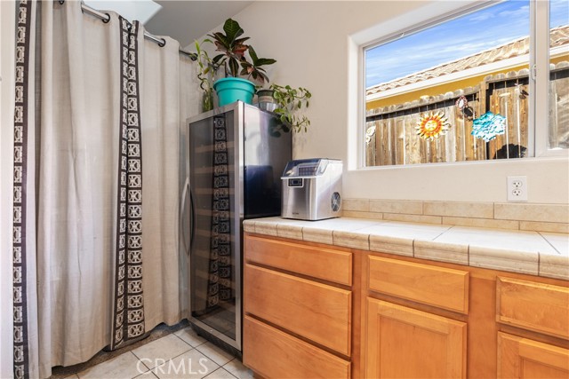 2265 Holly Drive, Paso Robles CA: https://media.crmls.org/medias/e1c397de-4626-4900-bf11-802d3f40b046.jpg