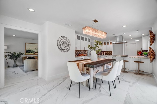 Front Image Thumbnail for CROC26087772