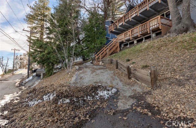 Detail Gallery Image 13 of 37 For 31954 Pine Cone, Running Springs,  CA 92382 - 3 Beds | 1 Baths