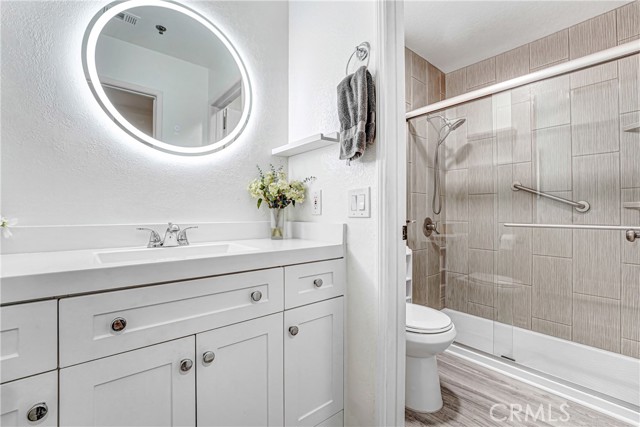 Detail Gallery Image 7 of 17 For 5728 Oak Bend Ln #310,  Oak Park,  CA 91377 - 1 Beds | 1 Baths