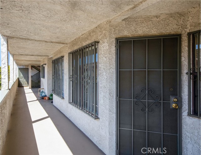 Detail Gallery Image 16 of 25 For 11943 Grevillea Ave, Hawthorne,  CA 90250 - – Beds | – Baths