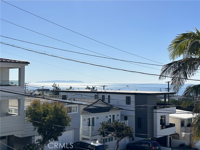 533 13th Street, Manhattan Beach, California 90266, 2 Bedrooms Bedrooms, ,1 BathroomBathrooms,Residential,Sold,13th,SB23018975