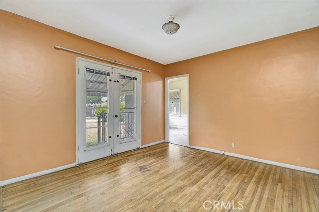 Detail Gallery Image 15 of 26 For 501 S Lake St, Burbank,  CA 91502 - 2 Beds | 1 Baths