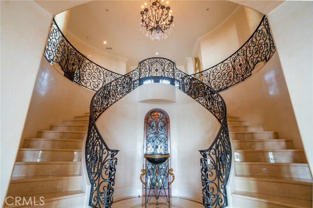 Detail Gallery Image 4 of 54 For 30057 via Victoria, Rancho Palos Verdes,  CA 90275 - 4 Beds | 5 Baths