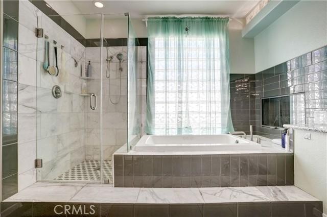 29087 Slumpstone Street, Nuevo CA: https://media.crmls.org/medias/e1c7ef64-6866-47f5-a096-c6387614e8fb.jpg