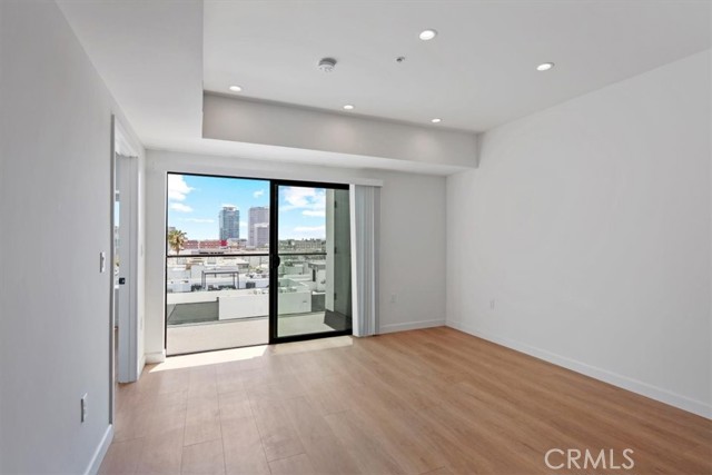 Detail Gallery Image 6 of 17 For 321 S Oxford Ave #606,  Los Angeles,  CA 90020 - 2 Beds | 2 Baths