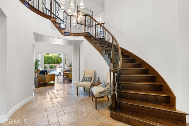 Detail Gallery Image 4 of 75 For 27281 Calle De La Rosa, San Juan Capistrano,  CA 92675 - 5 Beds | 5/1 Baths