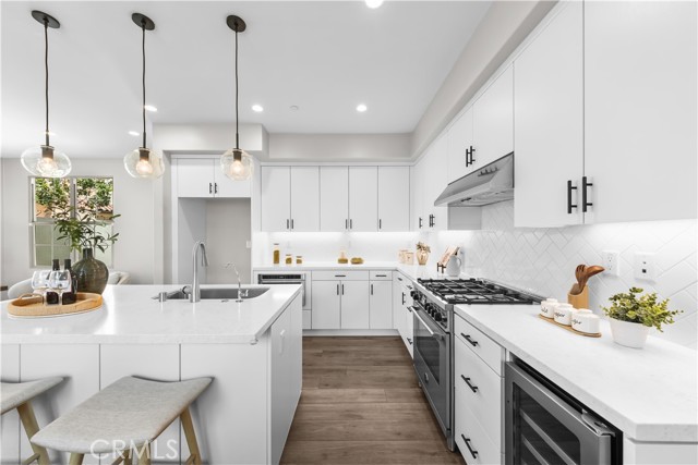 Detail Gallery Image 7 of 37 For 235 Elkhorn, Irvine,  CA 92618 - 4 Beds | 3 Baths