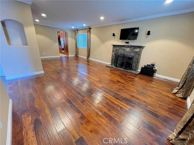 Detail Gallery Image 4 of 29 For 21292 Seaforth Ln, Huntington Beach,  CA 92646 - 3 Beds | 3/1 Baths