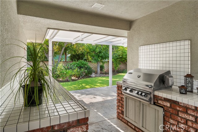 Breeze way the Barbecue and Lots of Storage