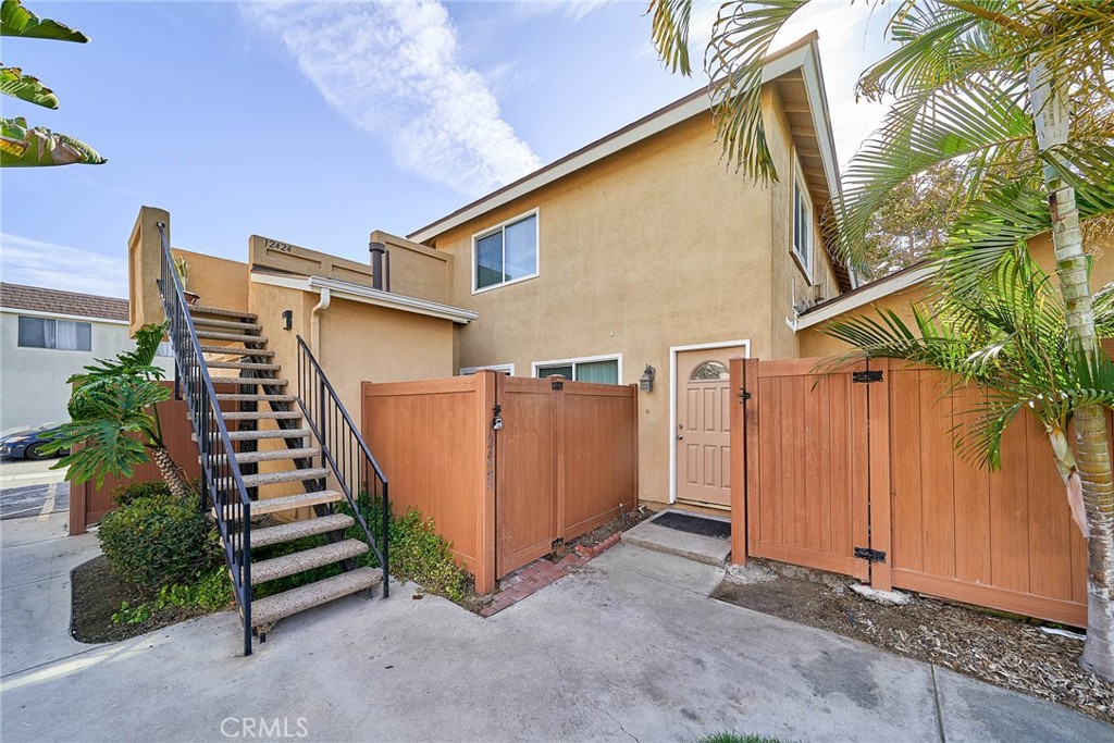 12422 Cuesta Drive