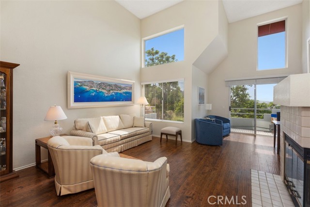 Detail Gallery Image 2 of 46 For 27864 Emerald, Mission Viejo,  CA 92691 - 2 Beds | 2 Baths