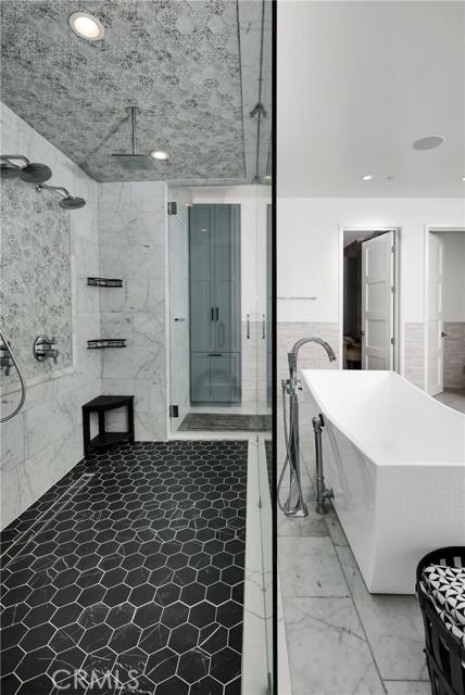 Detail Gallery Image 18 of 46 For 16582 Rio Vista Road, Rancho Bernardo (San Diego),  CA 92127 - 7 Beds | 7/1 Baths