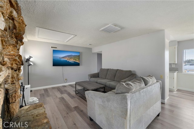 Detail Gallery Image 9 of 36 For 42707 52nd St, Lancaster,  CA 93536 - 3 Beds | 2 Baths