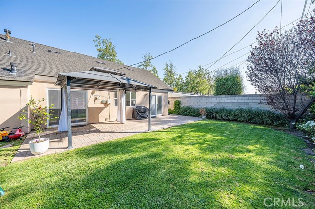 11211 Martha Ann Drive, Rossmoor CA: https://media.crmls.org/medias/e1ce8b8b-bb86-4ff0-9658-da5ca9fc1842.jpg
