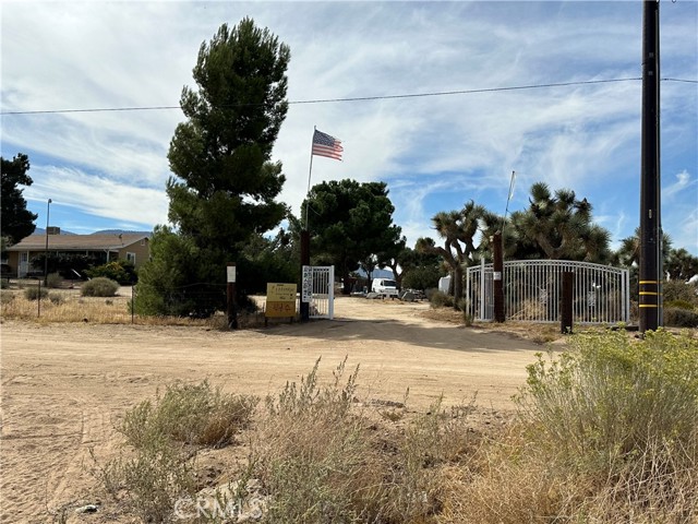 Detail Gallery Image 37 of 52 For 9522 Branding Iron Rd, Phelan,  CA 92371 - 3 Beds | 2 Baths