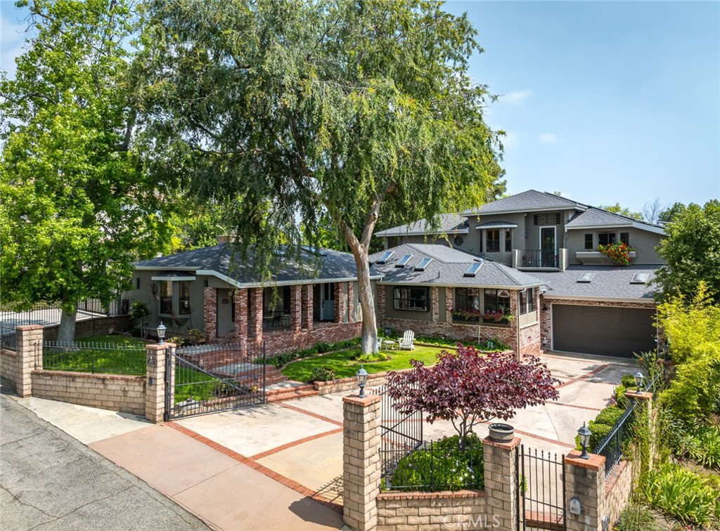 2410 W Cinco Casitas Lane