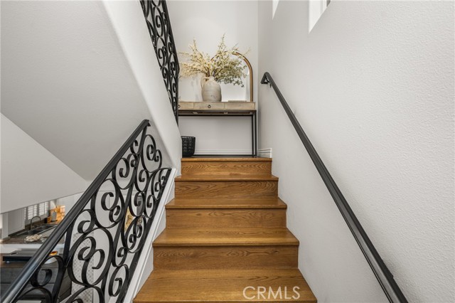 Detail Gallery Image 12 of 18 For 602 Larkspur Ave a,  Corona Del Mar,  CA 92625 - 3 Beds | 2/1 Baths