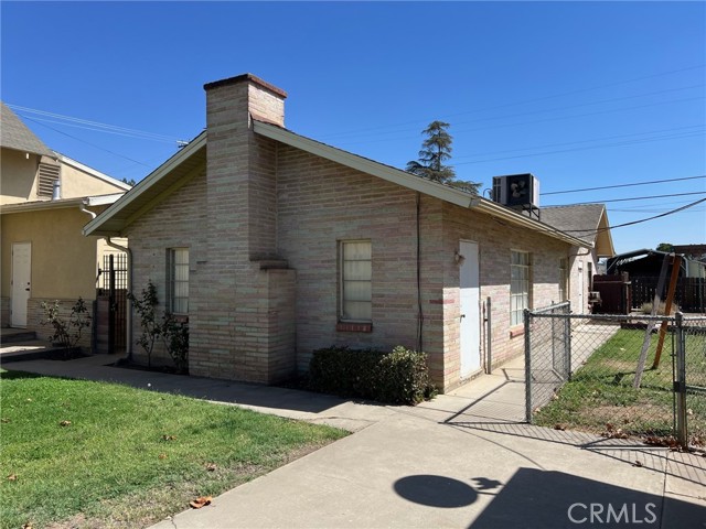 Image 4 of 21 For 601 Trinity Avenue