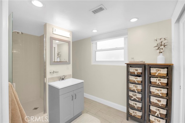 Detail Gallery Image 33 of 49 For 3181 Druid Ln, Rossmoor,  CA 90720 - 3 Beds | 2 Baths