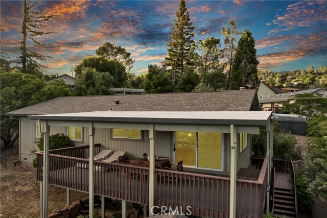 Detail Gallery Image 3 of 52 For 18528 North Shore Dr, Hidden Valley Lake,  CA 95467 - 3 Beds | 3 Baths