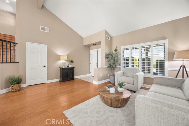27509 Colt Drive, Corona CA: https://media.crmls.org/medias/e1d04fe2-b4be-4ef2-9311-015baf03641b.jpg