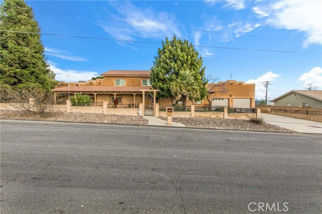 Detail Gallery Image 4 of 65 For 9710 Mountain View, Cherry Valley,  CA 92223 - 4 Beds | 2/2 Baths