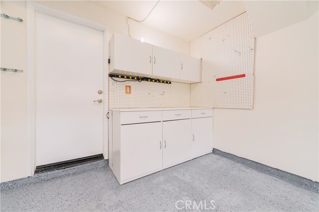 56 Egret Lane, Aliso Viejo CA: https://media.crmls.org/medias/e1d1211d-cfe4-4ed4-acd5-45a870fe6e5f.jpg