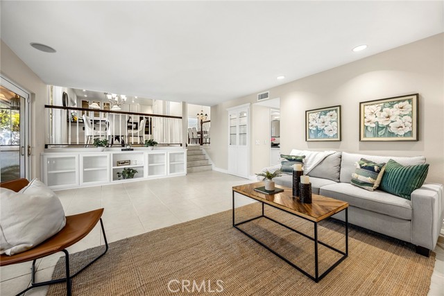 Image 23 of 59 For 897 Kings Canyon Road