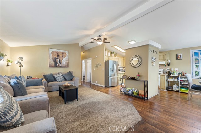 Detail Gallery Image 10 of 30 For 3701 Fillmore Street #32,  Riverside,  CA 92505 - 3 Beds | 2 Baths