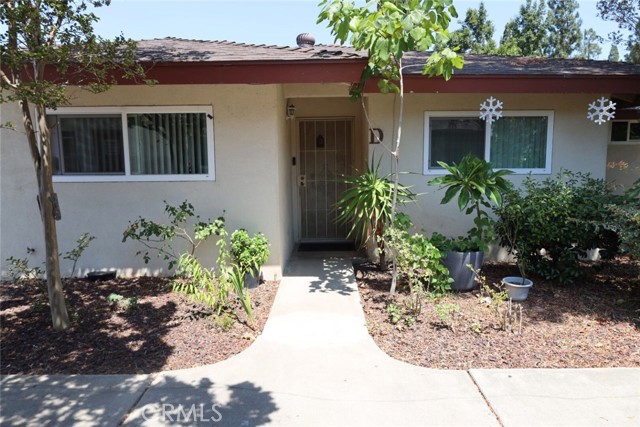 2561 E Ward Terrace, Anaheim CA: https://media.crmls.org/medias/e1d18d85-12d0-4591-8318-e52284032fc3.jpg