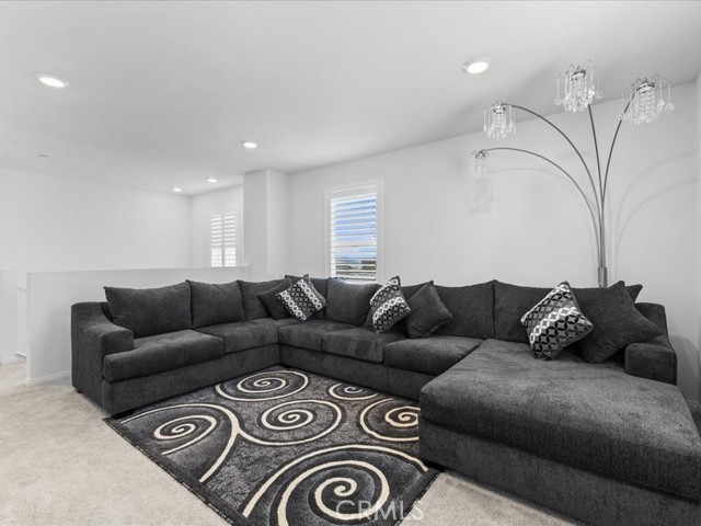 21300 Telegraph Road, Riverside CA: https://media.crmls.org/medias/e1d1a4f7-be9a-4029-b57a-8f912c56f726.jpg