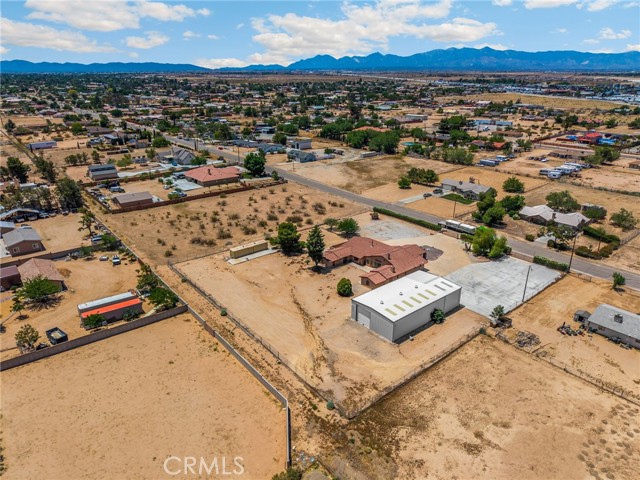 11915 Redwood Avenue, Hesperia CA: https://media.crmls.org/medias/e1d1a9fd-64ec-48a7-8ee9-1179a80fcbc5.jpg