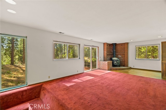 6638 Ray Family Lane, Magalia CA: https://media.crmls.org/medias/e1d1f95d-8855-4e63-b7cf-b3613da51d7f.jpg