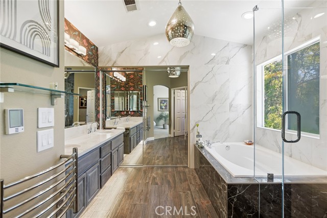 Detail Gallery Image 22 of 29 For 4762 Rhapsody, Oak Park,  CA 91377 - 3 Beds | 3 Baths