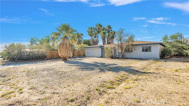 Detail Gallery Image 3 of 29 For 73323 Sun Valley Dr, Twentynine Palms,  CA 92277 - 3 Beds | 1 Baths