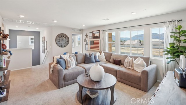 Detail Gallery Image 12 of 27 For 23571 Evening Primrose Ct, Wildomar,  CA 92595 - 5 Beds | 4 Baths