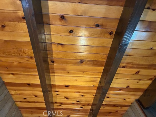 Detail Gallery Image 8 of 39 For 23992 Lakeview Dr., Crestline,  CA 92325 - 3 Beds | 2 Baths