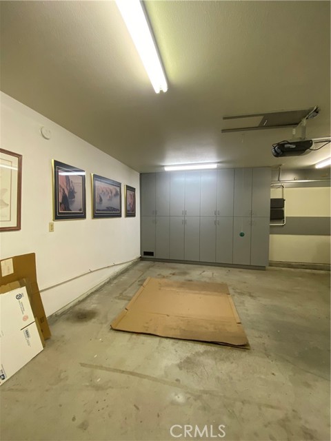 25236 Lawton Avenue, Loma Linda CA: https://media.crmls.org/medias/e1d3ddcb-82a1-405e-bd65-32aa3440d45e.jpg