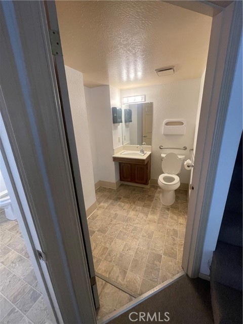 19 Williamsburg Lane, Chico, California 95926, ,Commercial Lease,For Rent,19 Williamsburg Lane,CRSN24221550