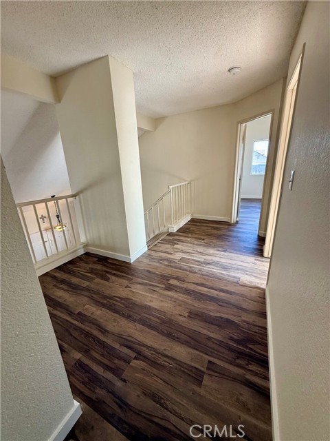 13735 Gemini Street, Victorville CA: https://media.crmls.org/medias/e1d42e9f-c19f-48cd-a993-14efb6f4ac12.jpg