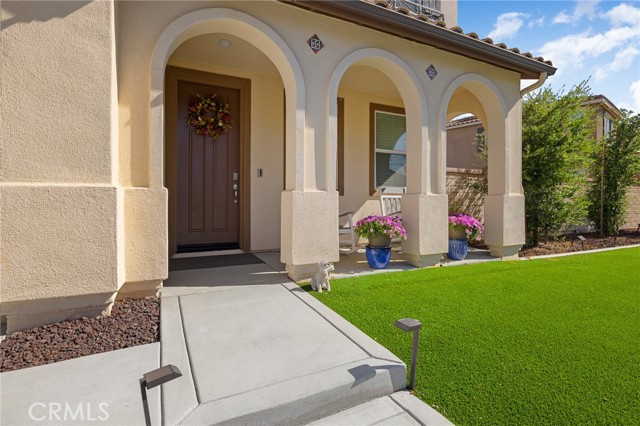 Detail Gallery Image 6 of 70 For 29740 Saddle Ranch Pl, Menifee,  CA 92584 - 5 Beds | 3 Baths