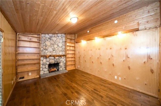 31 Via Sevilla, Rolling Hills Estates CA: https://media.crmls.org/medias/e1d558cf-bfea-460b-8d05-7aad1464a40e.jpg