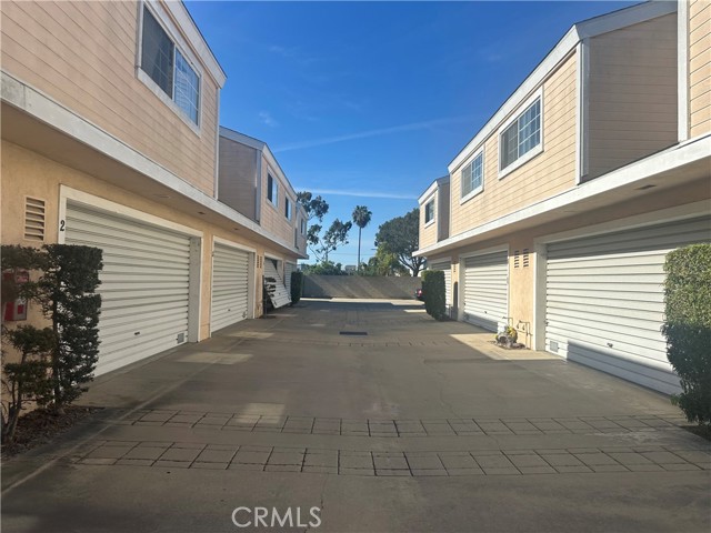 Detail Gallery Image 28 of 37 For 2217 Vanderbilt Ln #8,  Redondo Beach,  CA 90278 - 2 Beds | 1/1 Baths