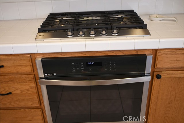 Detail Gallery Image 14 of 28 For 657 Cardinal Ridge Ln #B,  Simi Valley,  CA 93065 - 3 Beds | 2/1 Baths