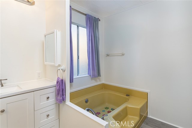Detail Gallery Image 11 of 21 For 43703 Knight Ct, Hemet,  CA 92544 - 3 Beds | 2 Baths