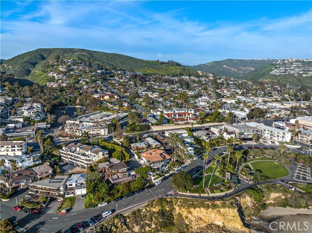 Detail Gallery Image 58 of 71 For 594 Cliff Dr, Laguna Beach,  CA 92651 - 4 Beds | 3 Baths